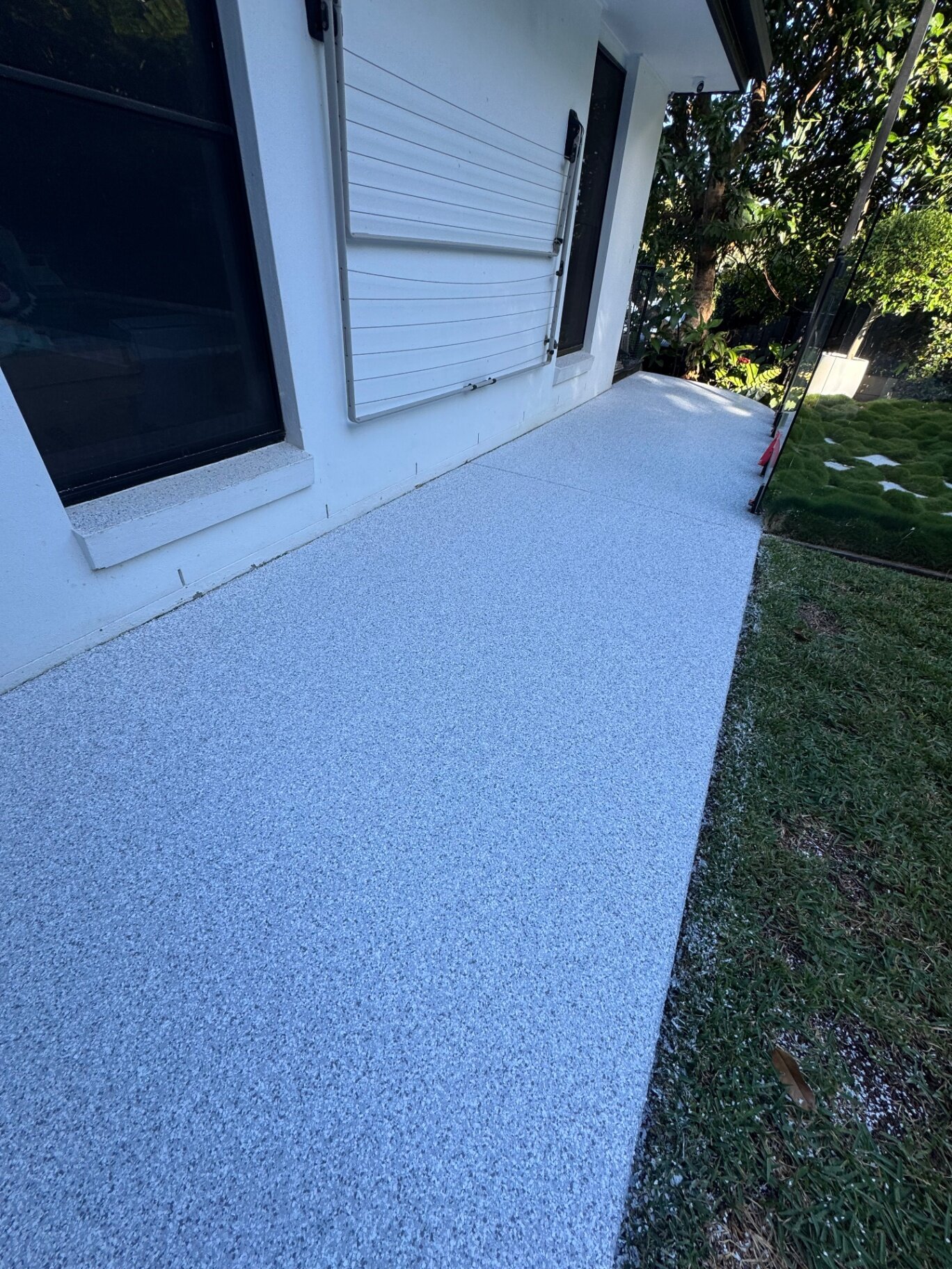 Side path · flake coating